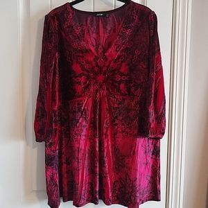 Apt 9 1x crushed red velour tunic